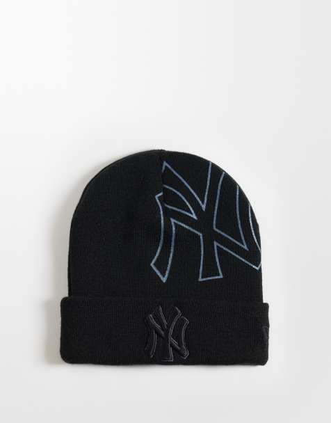 New Era NY Yankees logo wordmark beanie in black - view 1