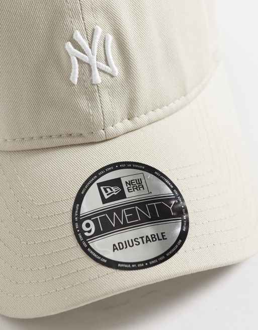New Era NY Yankees mini logo cap in beige, 2 of 3