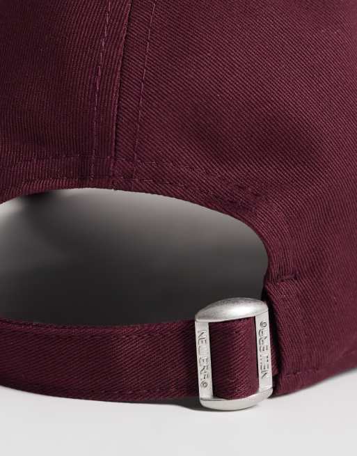 New Era NY Yankees outline logo 9forty cap in burgundy, 2 of 3