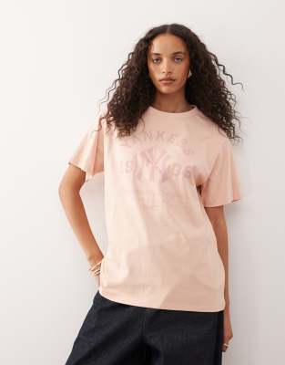 New Era New Era NY Yankees oversized t-shirt in light pink