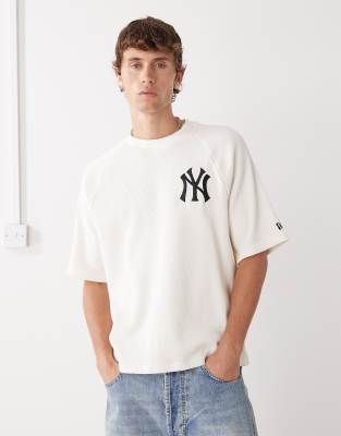 New Era New Era NY Yankees oversized waffle t-shirt in white