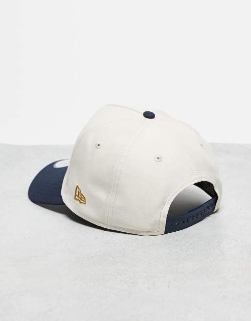 New Era - NY Yankees - Pet met E-frame in beige met contrasterende marineblauwe klep, 3 van 3