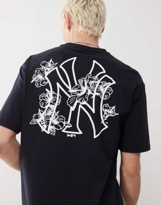 New Era - NY Yankees - Ruimvallend T-shirt met grafische bloemenprint in marineblauw