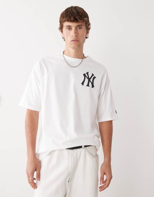 New Era – NY Yankees – Vit t-shirt i oversize med tryck baktill, 3 av 5