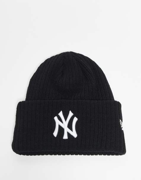 New Era NY Yankees wide cuff ribbed knit logo beanie in black - view 1