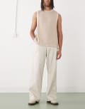 [New Era] New Era NY Yankees wide leg chino pants in stone-Neutral W34 STONE