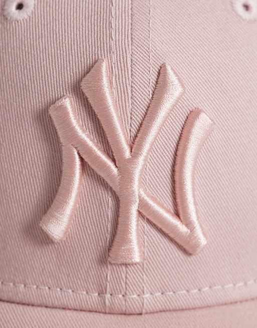 New Era NY Yankees womens 9forty cap in tonal pink, 3 of 3