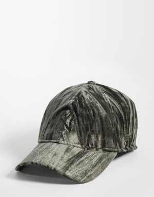 New Era NY Yankees womens 9forty velvet cap in khaki