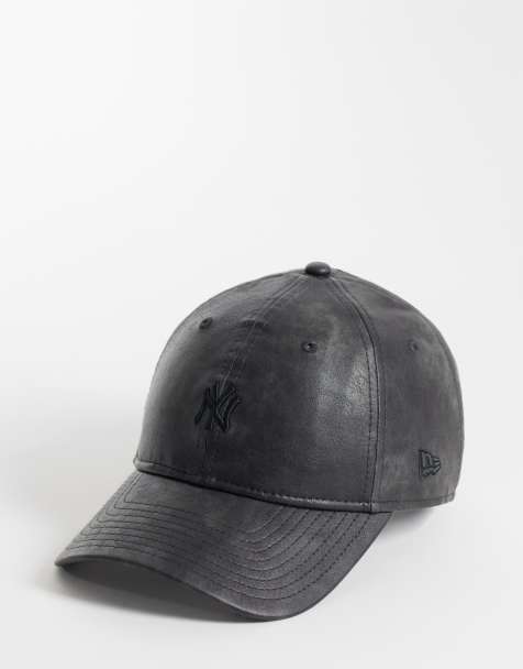 New Era NY Yankees womens 9twenty PU mini logo cap in black - view 1
