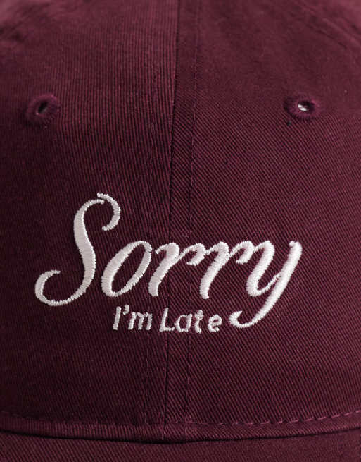 New Era NY Yankees womens 9twenty slogan distressed cap in burgundy, 2 of 3