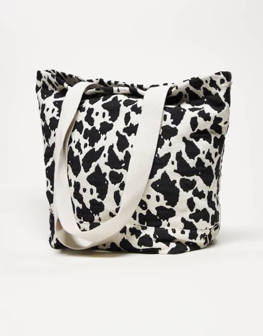 New Era NY Yankees womens cow print jacquard tote bag in multi, 3 of 3