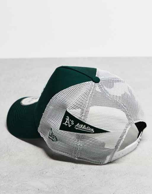 New Era – Oaklands Athletics – Trucker-Kappe in Grün mit mehreren Aufnähern, 3 von 3