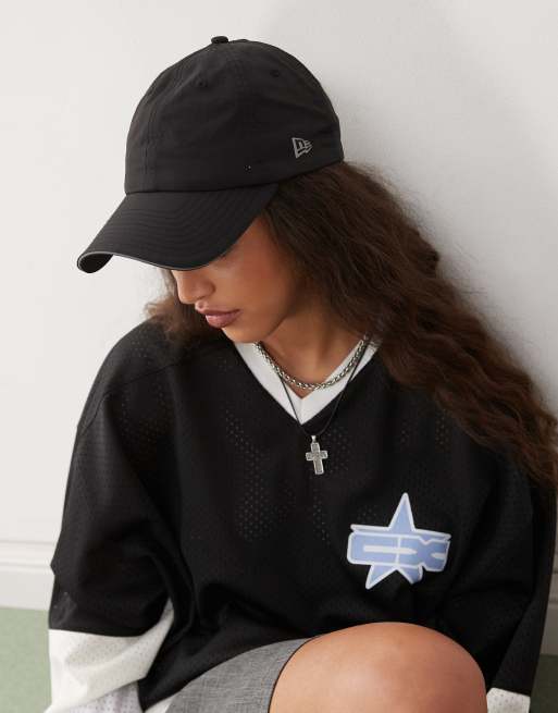 New Era - Pet met open achterkant in zwart