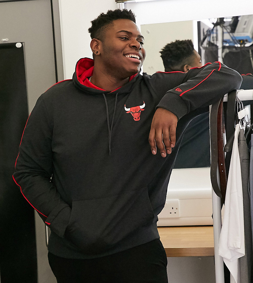 New Era Plus NBA Chicago Bulls piping hoodie in grey