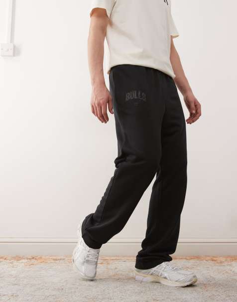 New Era straight leg trackies in black - view 1