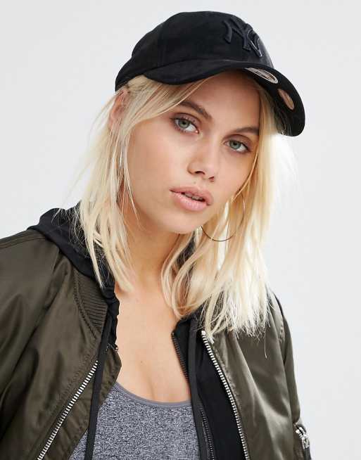 New Era Suede 9 Forty Cap in Black