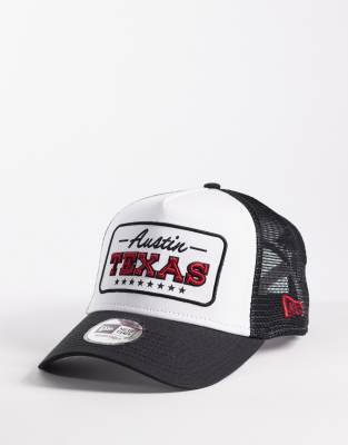 New Era - Trucker-Kappe in Schwarz/Weiß mit „Texas"-Aufnäher-Bunt
