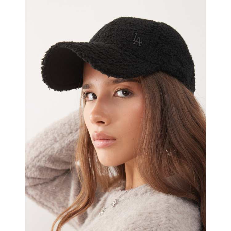 New Era Womens LA Dodgers 9forty borg metal logo cap in black | ASOS