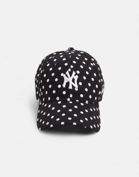 New Era x ASOS exclusive 9forty NY Yankees polka dot cap in black/white - view 1