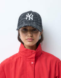 New Era X ASOS exclusive 9forty NY Yankees tweed cap in black/white