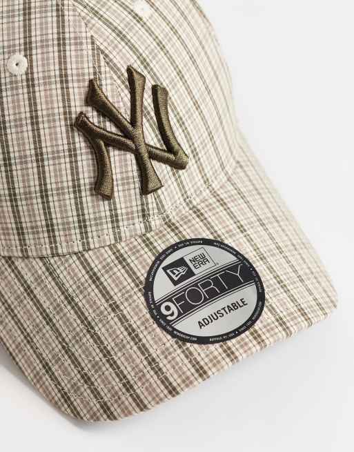 New Era X ASOS exclusive NY Yankees 9forty micro check cap in brown multi, 3 of 3