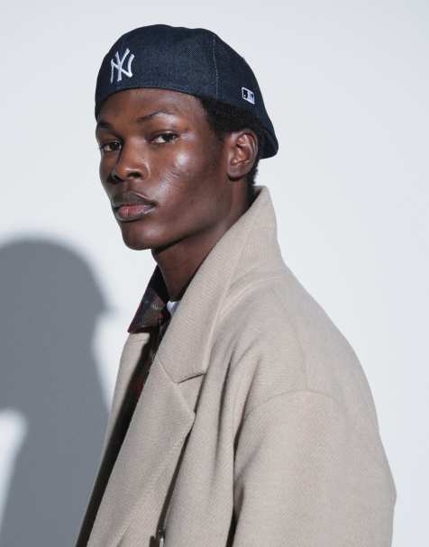 New Era X ASOS exclusive NY Yankees logo denim flat cap in darkwash blue - view 1