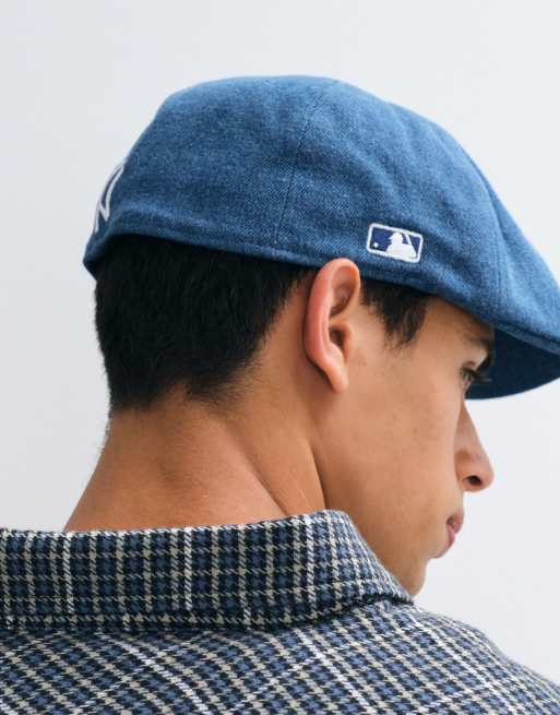 New Era X ASOS exclusive NY Yankees logo denim flat cap in midwash blue, 4 of 4