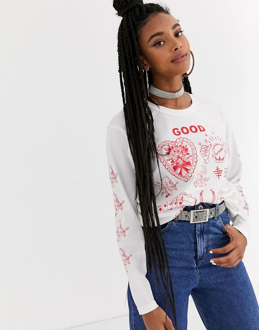 New Girl Order - Afslappet t-shirt med lange ærmer og 'good fortune'-grafik-Hvid