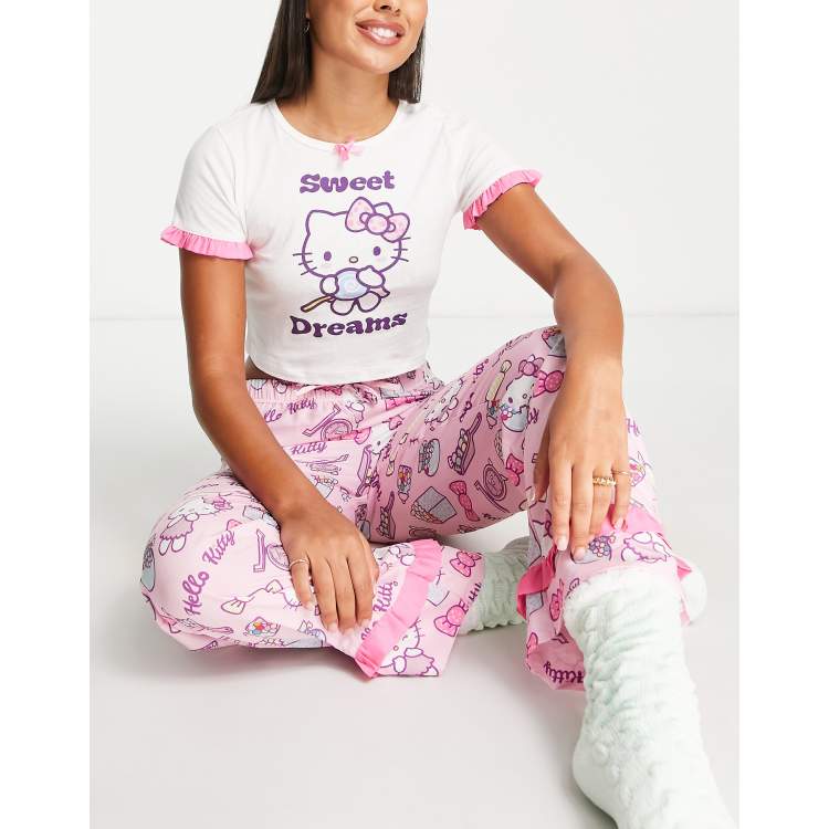 New Girl Order Hello Kitty sweet dreams motif t-shirt and trouser pyjama  set in pink