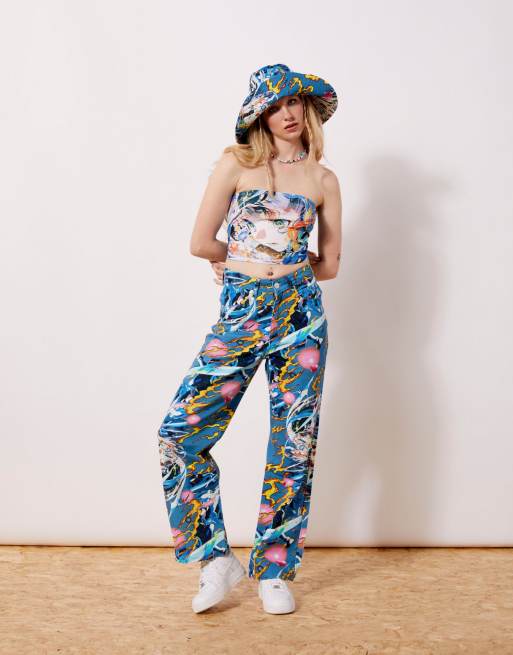New Girl Order - Jeans met rechte pijpen en anime print in blauw, deel van co-ord set