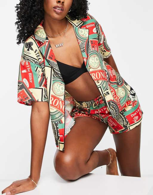 New Girl Order - Set con top con rever e pantaloncini con stampa stile collage, multicolore