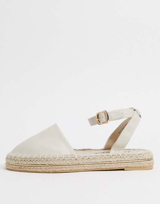 New Look 2 part espadrille flat shoes in white