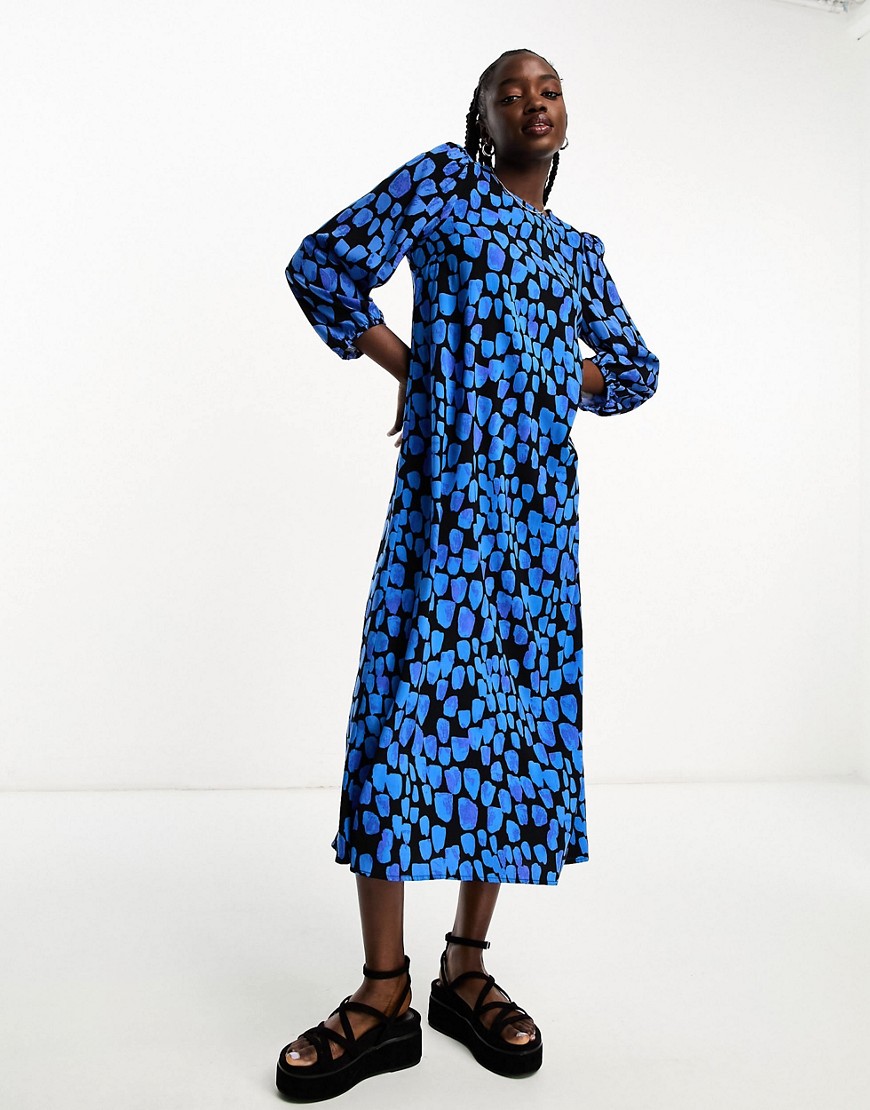 New Look 3/4 sleeve smock midi dress in blue smudge print