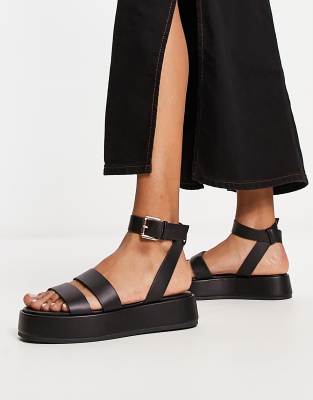 New Look - 90er Sandalen in Schwarz mit flacher Plateausohle-Black