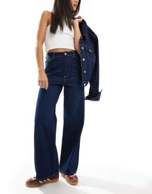 New Look - Adalae - Dunkelblaue Jeans mit hohem Bund und weitem Bein