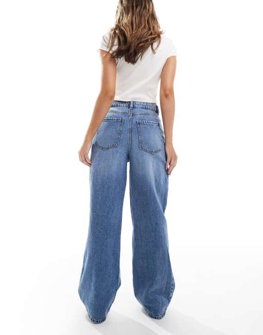 New Look Adalae wide leg jean with rips in mid blue, 2 of 5