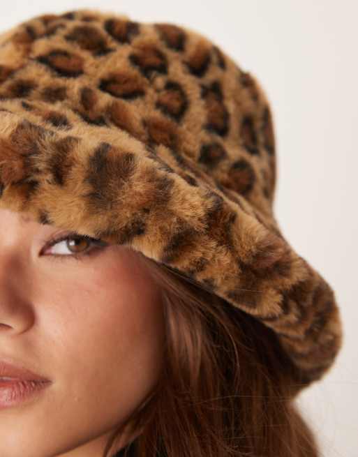 New Look – Anglerhut aus Kunstpelz in Leoparden-Print, 2 von 3