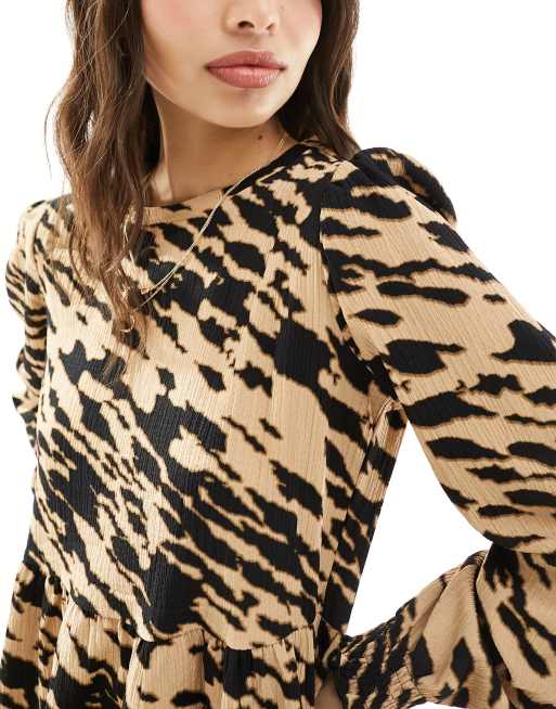 Leopard print midi dress hotsell new look