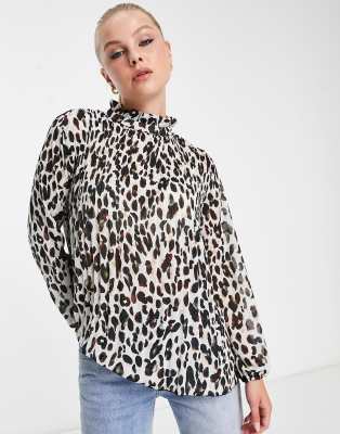 New Look animal print plisse blouse in brown