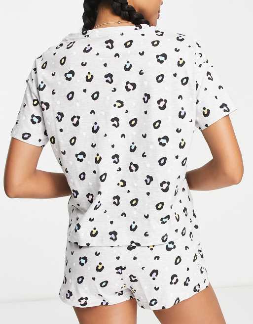 Cow print tee discount & shorts pj set