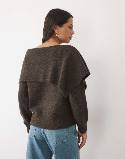 New Look asymmetric shoulder detail jumper in dark mink brown, 4 of 4