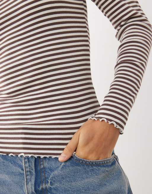 New Look baby lock long sleeved top in cream stripe, 3 of 4