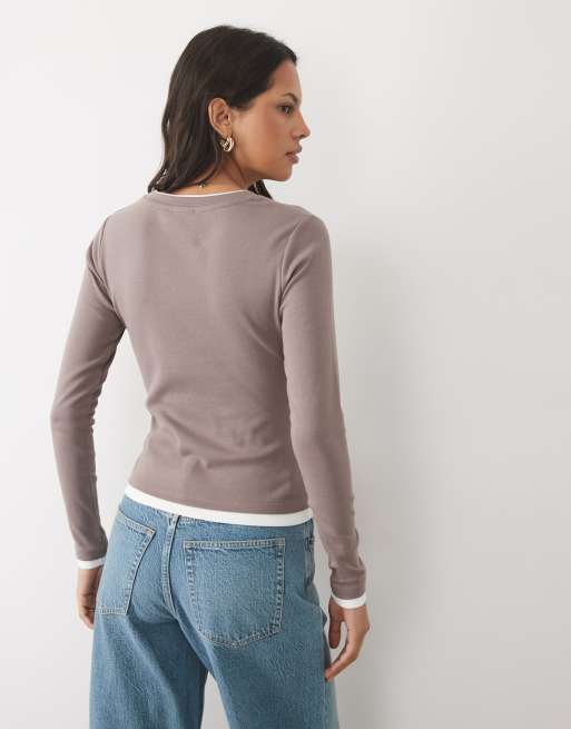 New Look baby tee à double épaisseur, manches longues, marron vison, 4 de 4
