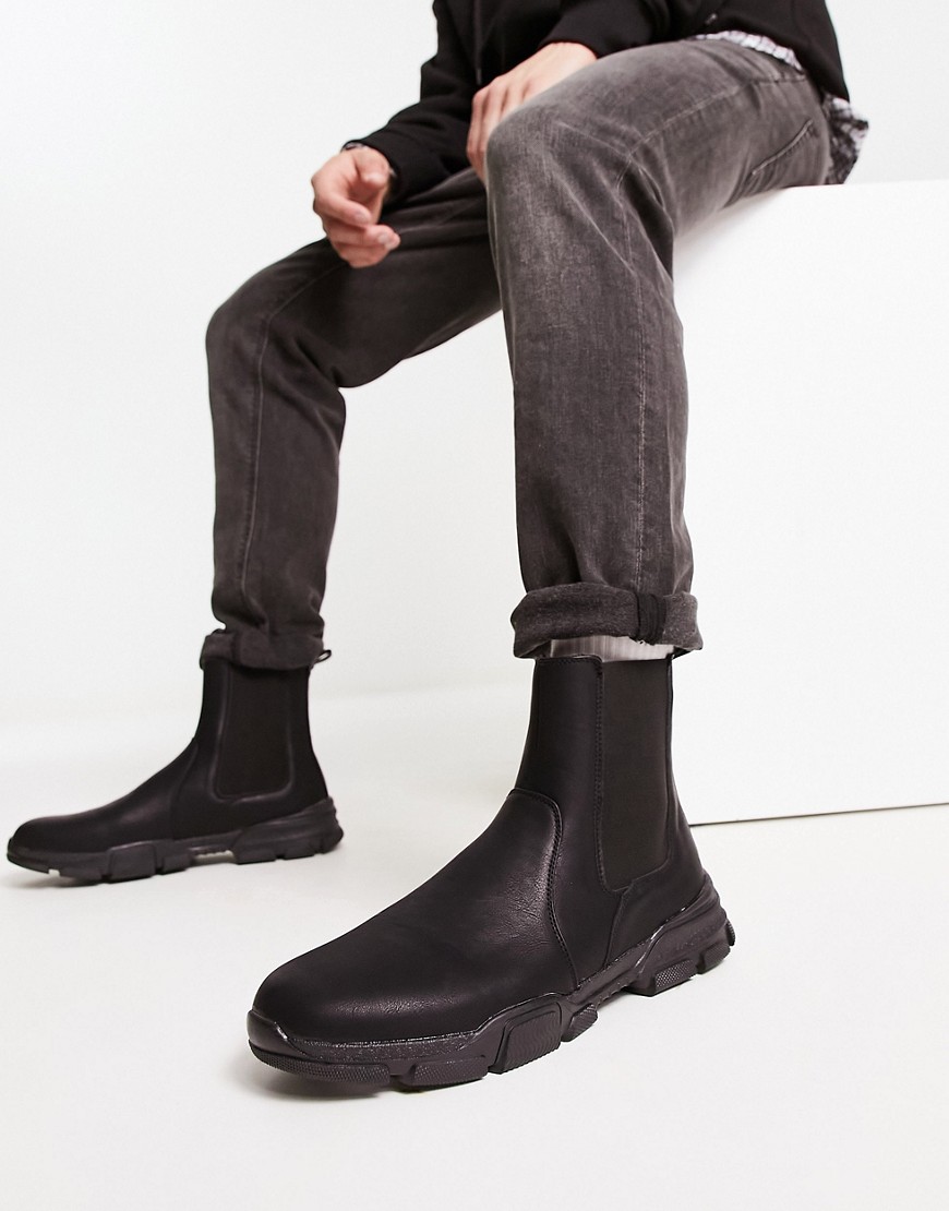 New Look back tab chunky chelsea boots in black