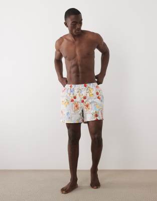 Badeshorts mit mehrfarbigem Postkarten-Print Mehrfarbig M