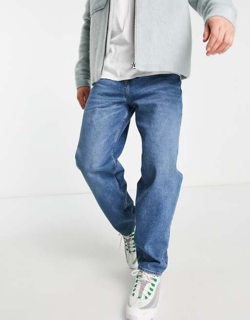 New Look baggy 90s fit jeans in mid blue