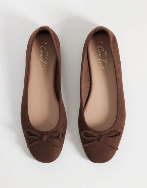 New Look Ballerina aus Velourslederimitat in Braun, 2 von 4