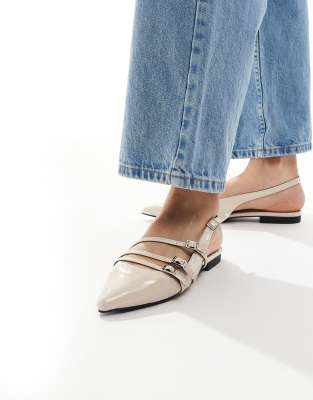 New Look - Ballerines avec bride arrière et lanières à boucles - Crème-Blanc