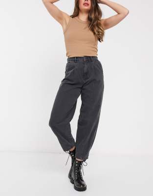 New Look balloon leg jeans in black | ASOS