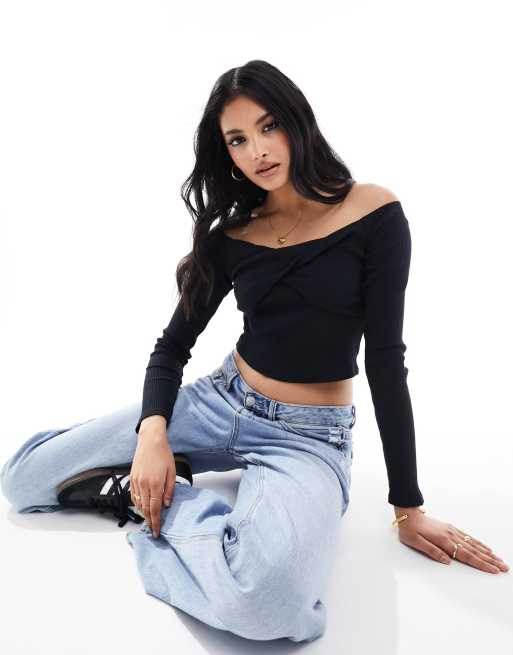 New Look Bardot top met gedraaide voorkant in zwart ASOS